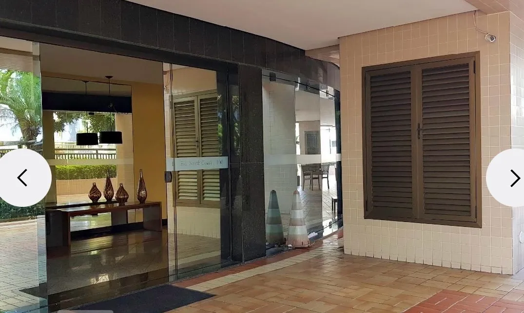 One-bedroom apartment in a building with a gym — photo 18