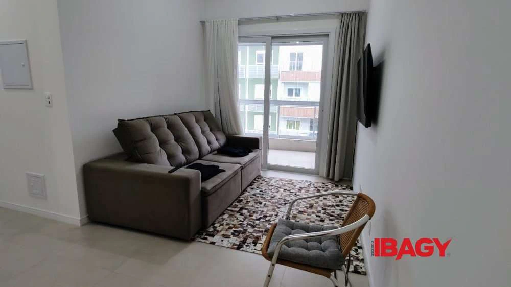 Apartamento de 2 dormitórios com suíte e 2 banheiros — photo 2