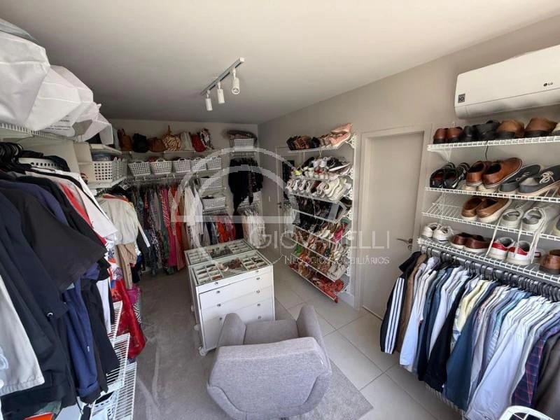 Apartamento de 227 m² com varanda e 5 quartos — photo 13