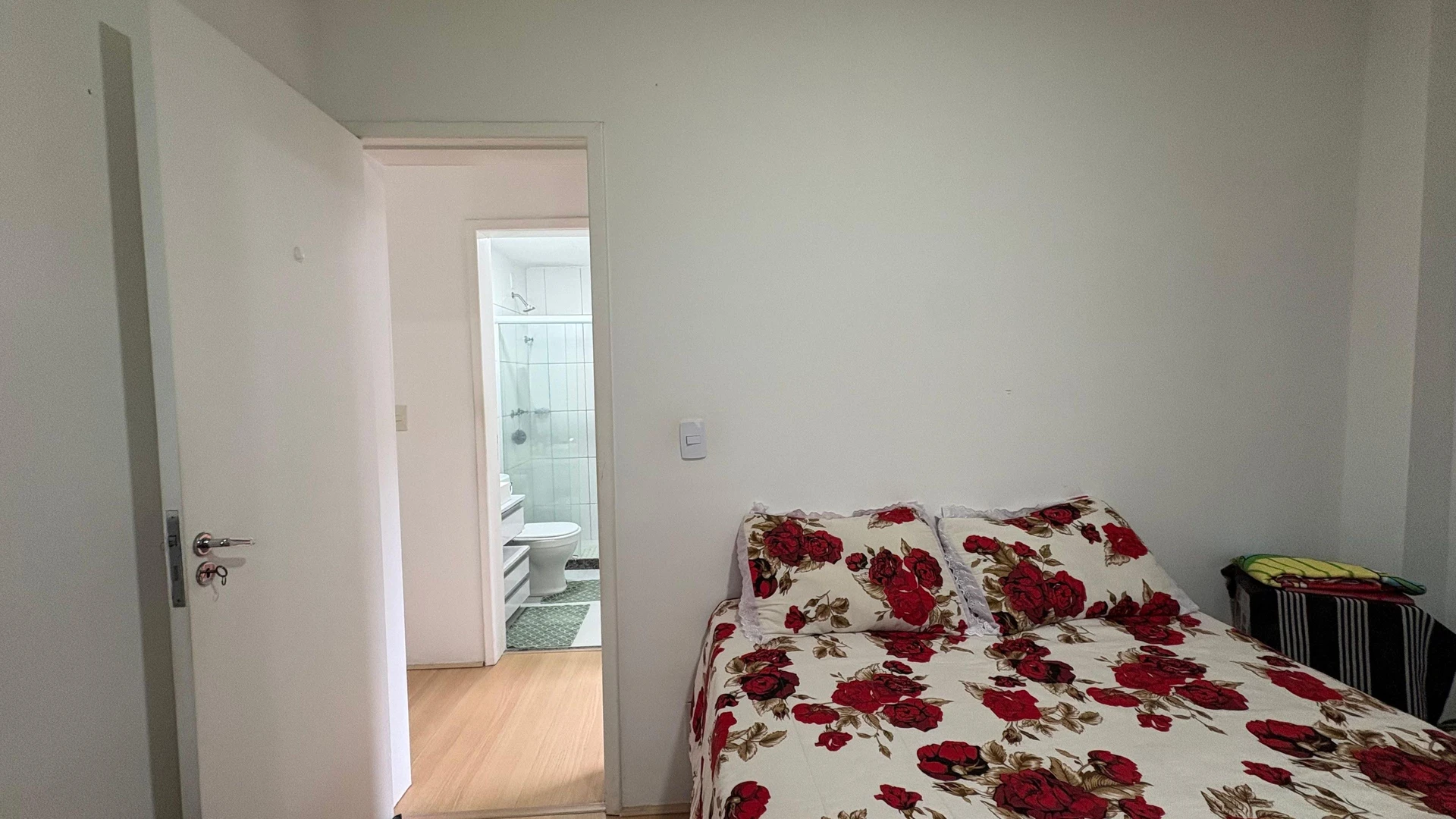 79 m² apartment with a mountain view and a jacuzzi — photo 28