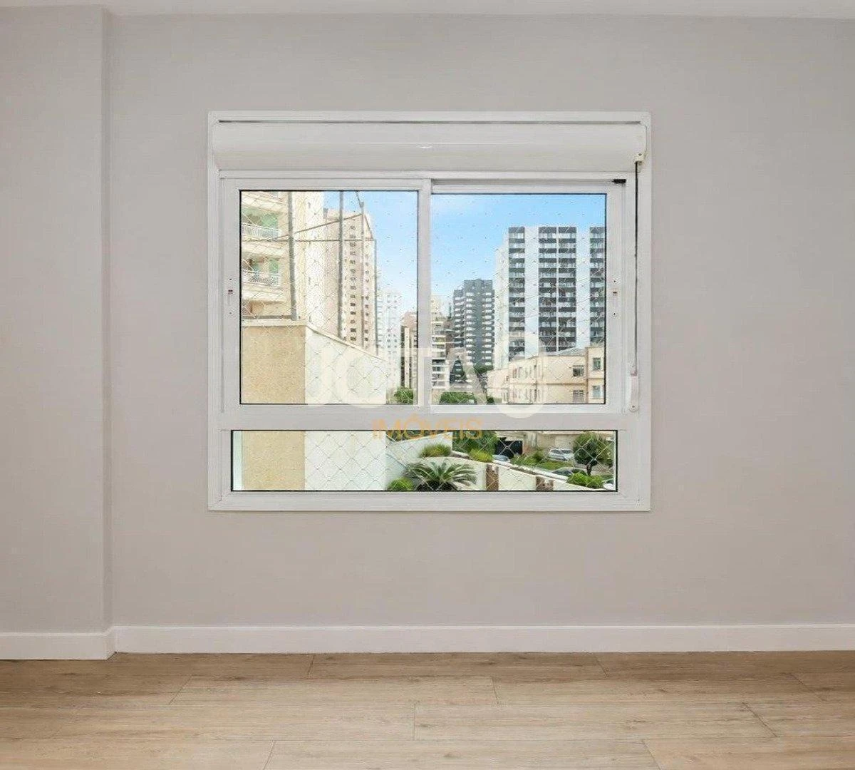 2-bedroom apartment in a building with a gym — photo 39