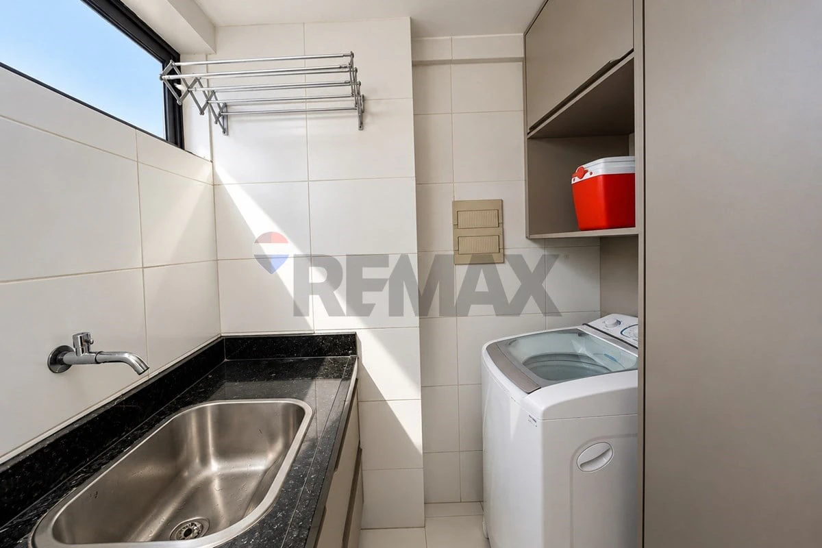 Furnished apartment, 97 m², with a private pool — photo 6