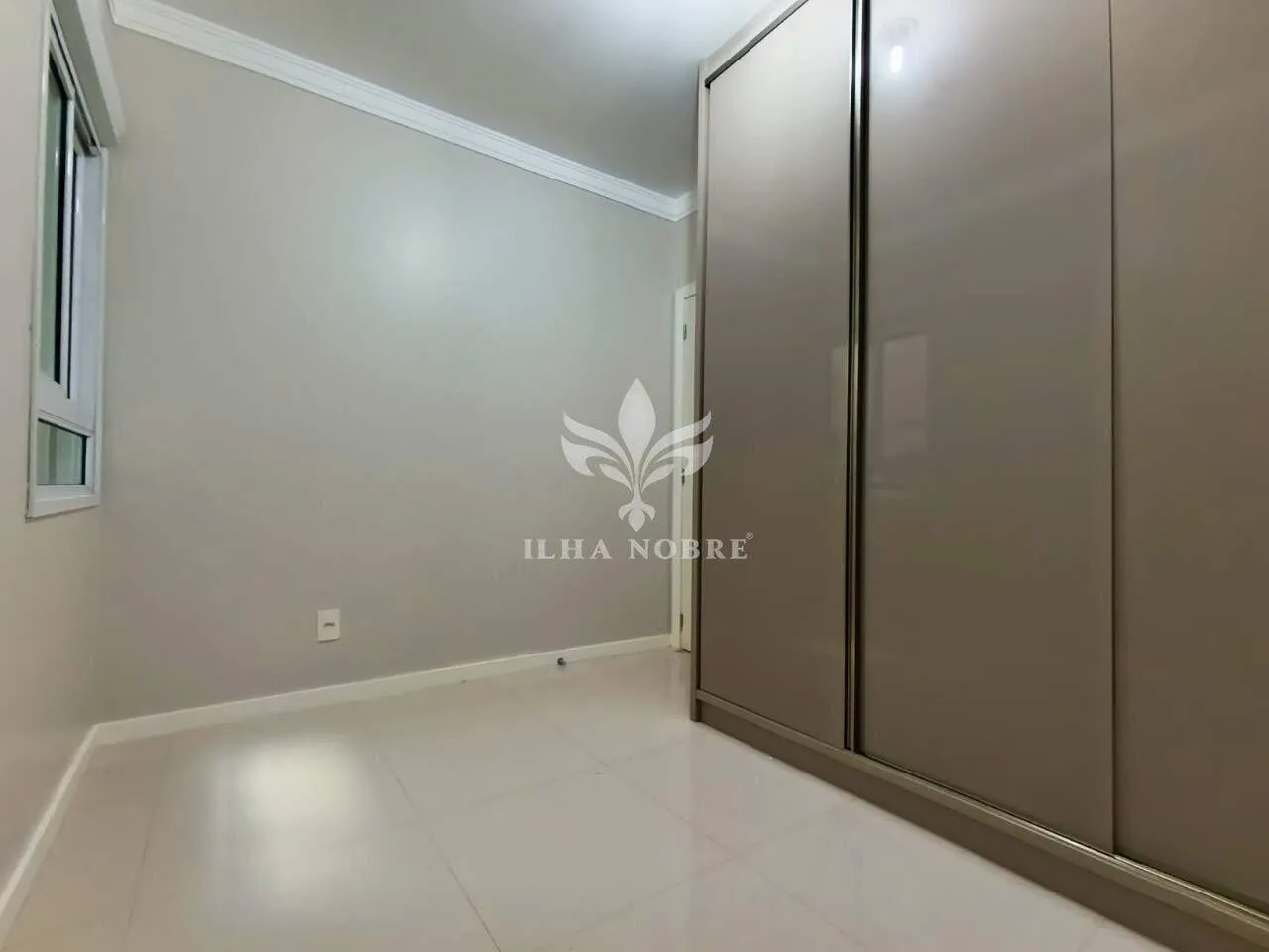 Furnished apartment, 128 m², with a grill on the balcony — photo 24