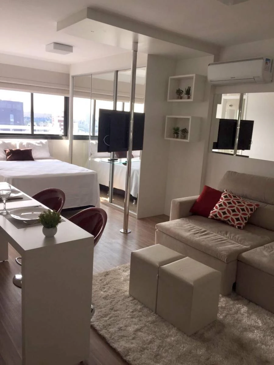 Floor-to-ceiling windows in a one-bedroom apartment, 35 m² — photo 7