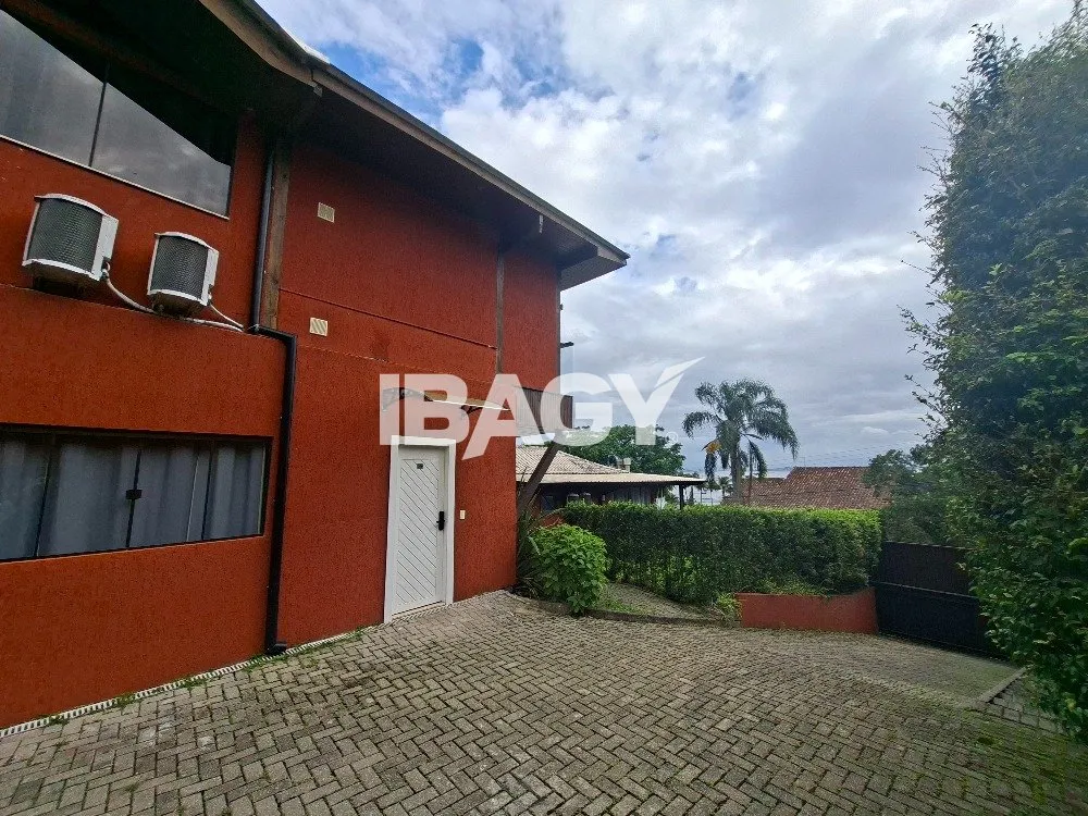 17 m² apartment with a grill on the balcony and a water view — photo 10