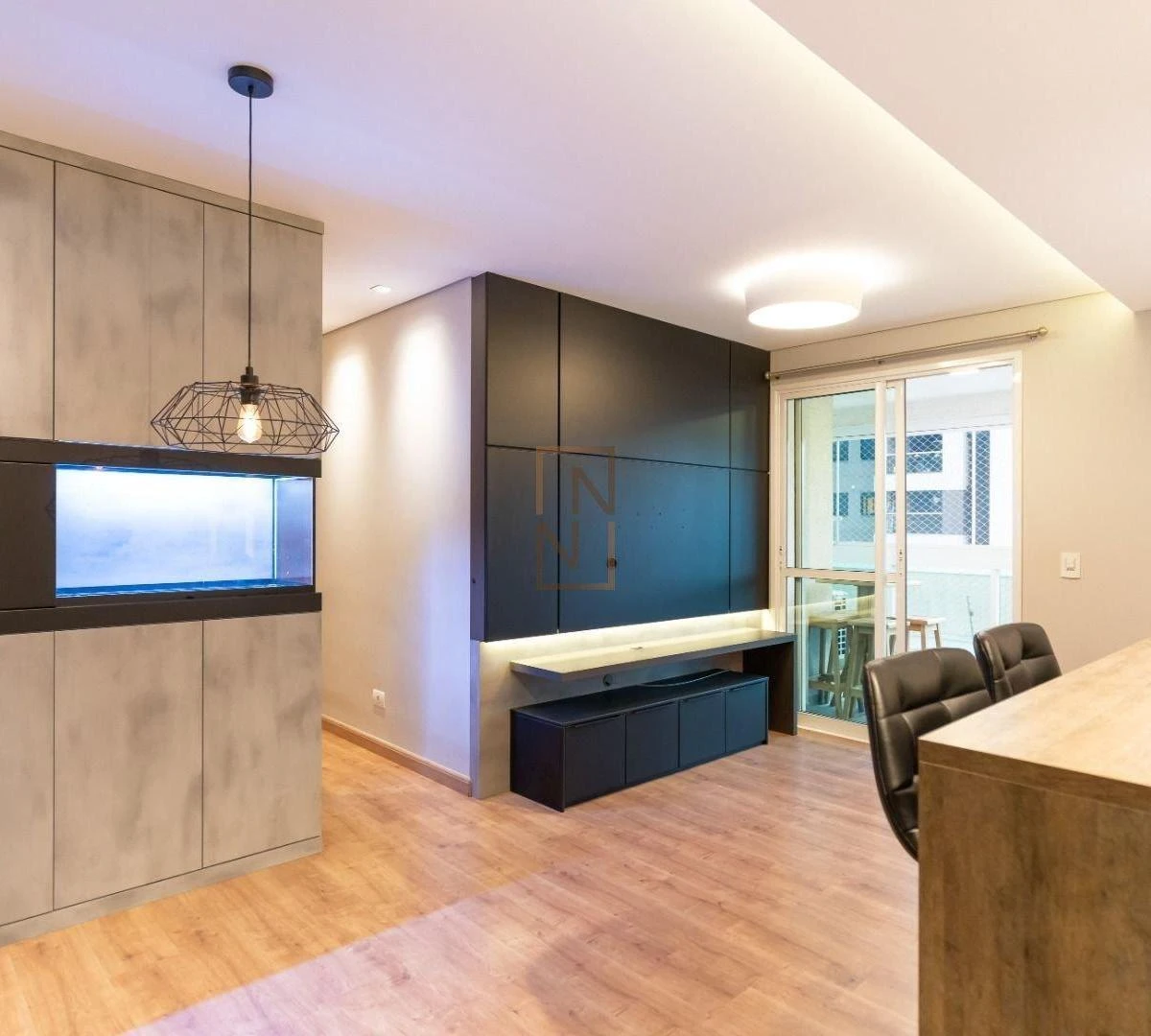 Furnished 2-bedroom apartment with 87 m² and parking — photo 11