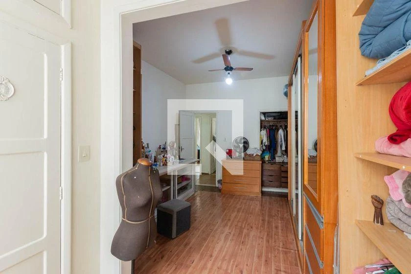 Casa para alugar com 4 quartos e 230 m², 3 banheiros — photo 27