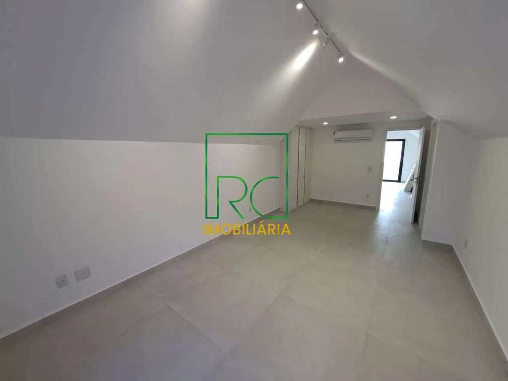 Condo house with 4 en-suite bedrooms and private garden — photo 10