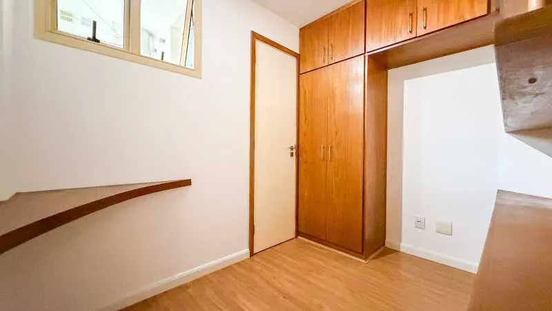 3-bedroom apartment with a home office — photo 20