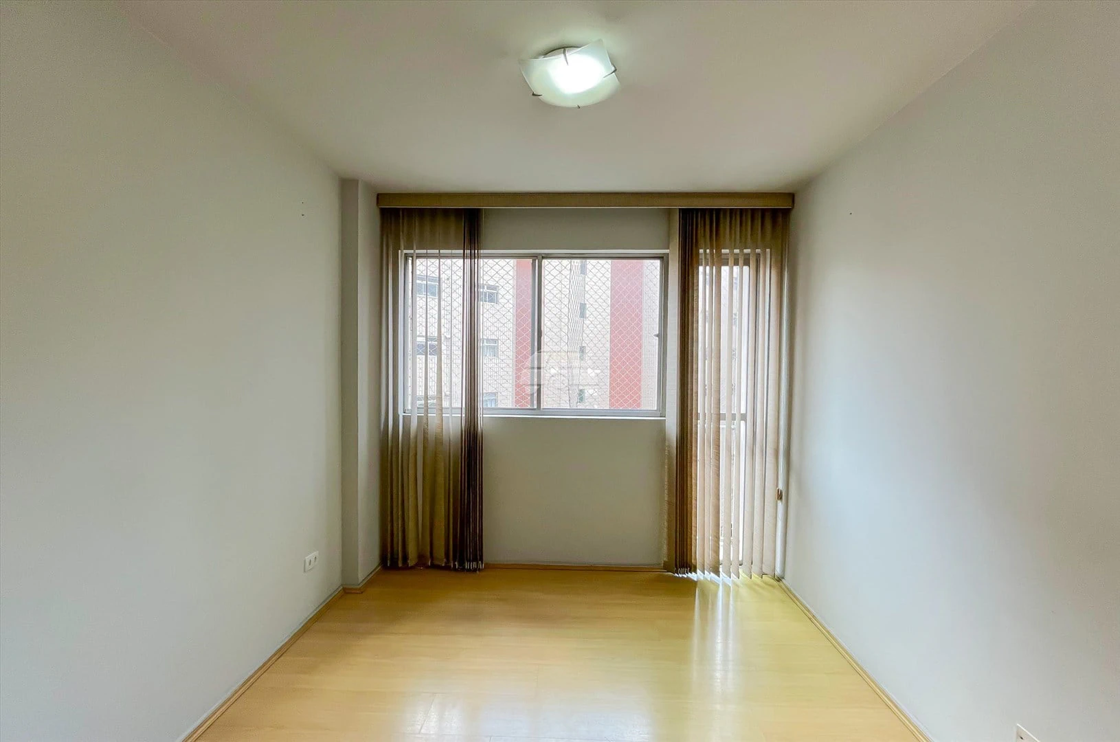 2-bedroom apartment with a washing machine — photo 20