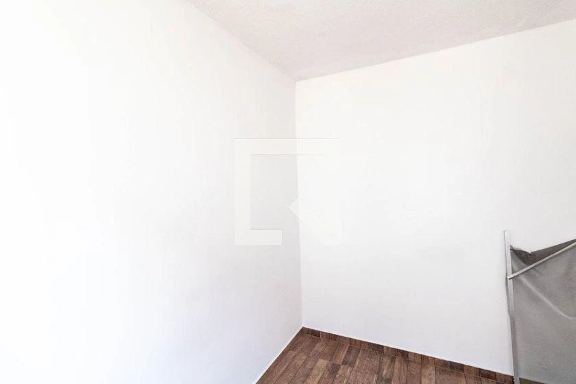 Home office in a 2-bedroom apartment, 32 m² — photo 23