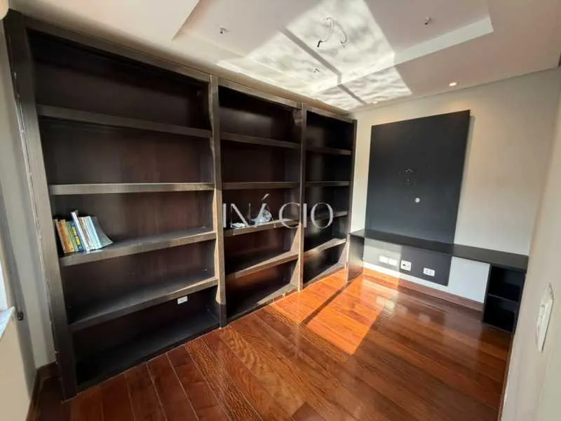 Apartamento de 350 m² com churrasqueira privativa e banheira — photo 14