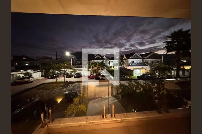 Rental house with 4 suites and 450 m² — photo 28