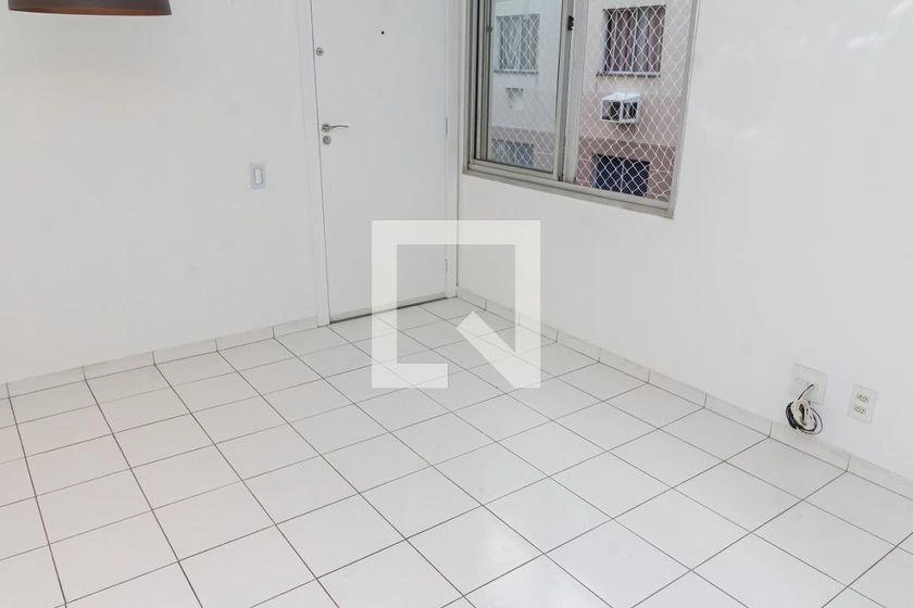 2-bedroom apartment in a building with a pool — photo 26