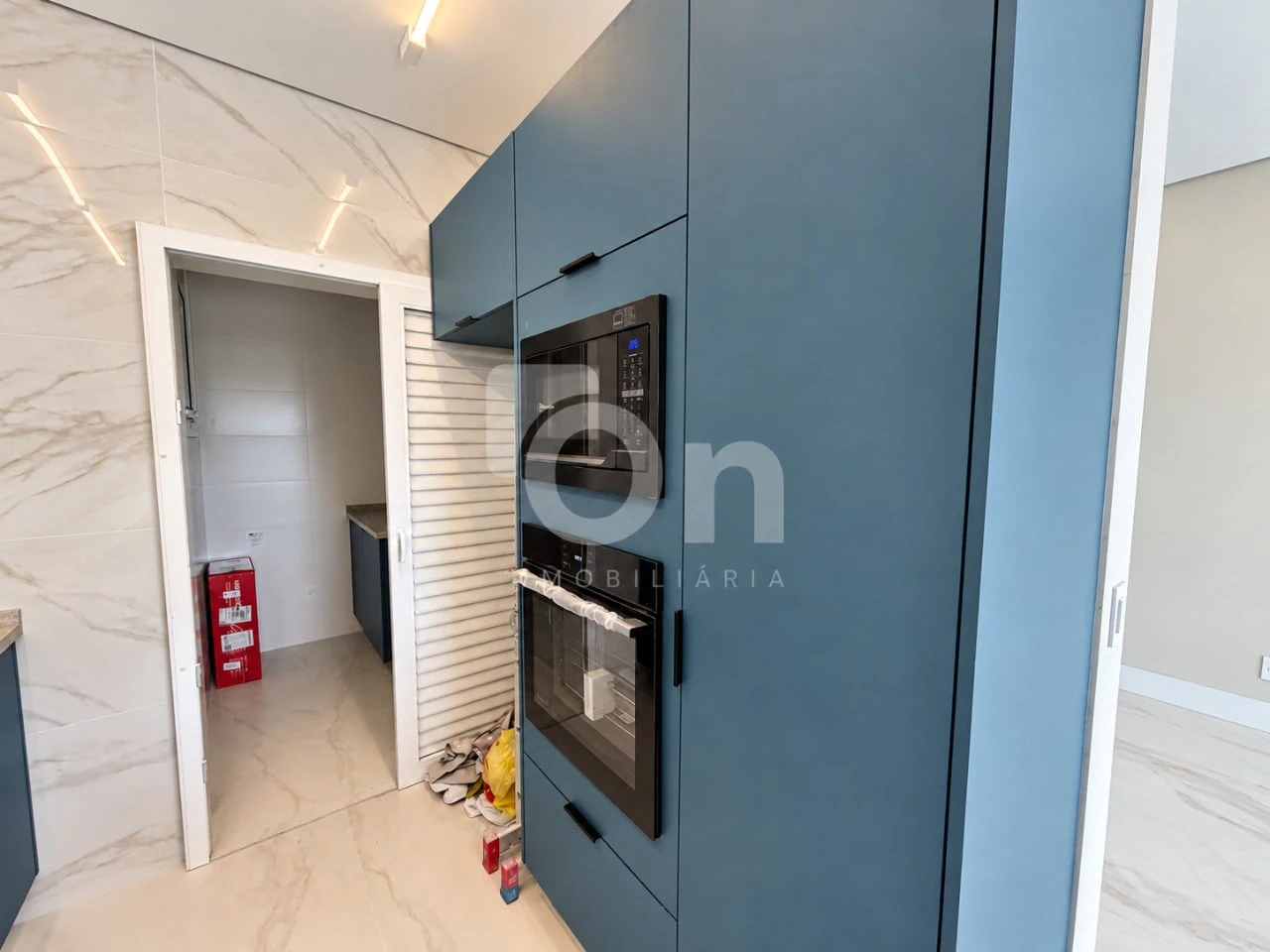 Ванна и 3 спальни: квартира 95 м² — photo 19