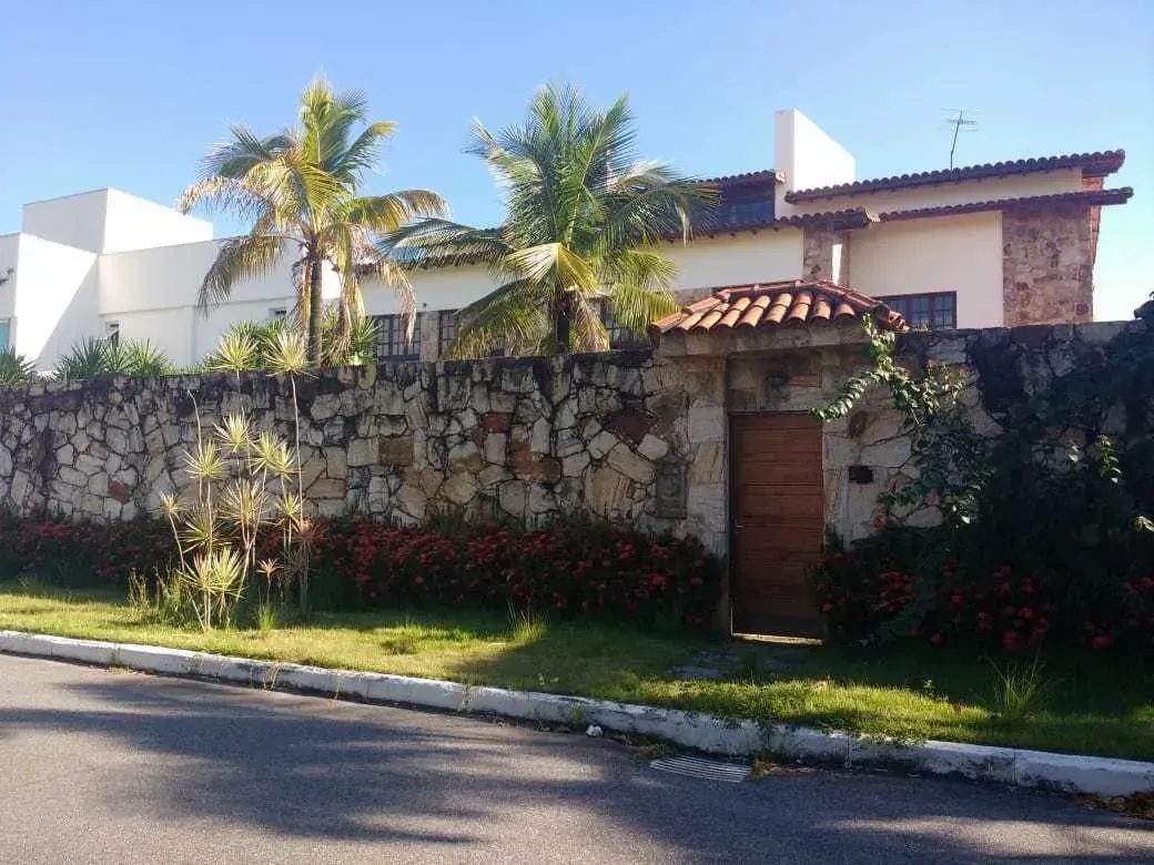 House with 4 bedrooms, 5 bathrooms and gas kitchen, 755 m² — photo 31