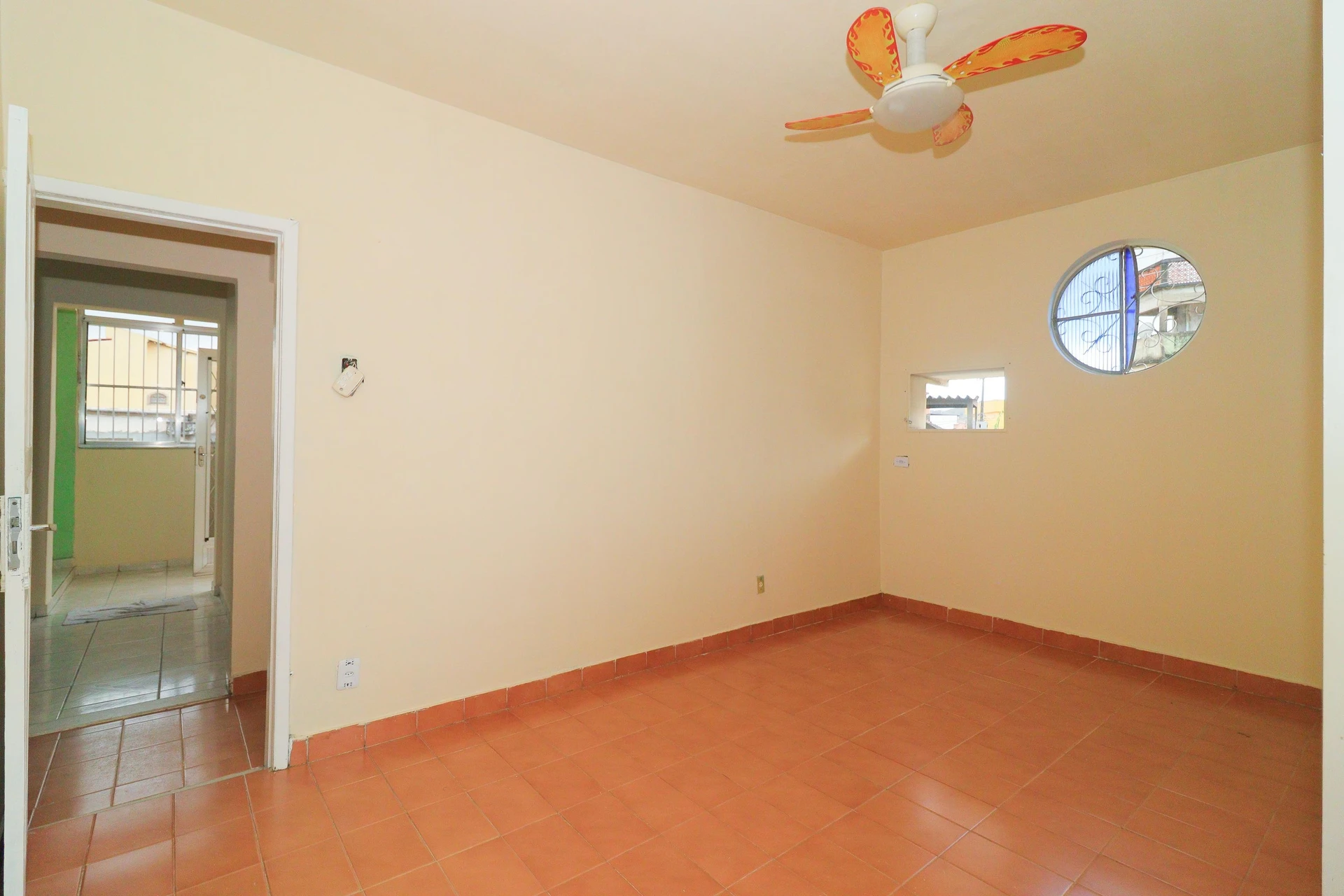 Rental apartment with 2 bedrooms and 2 bathrooms — photo 4