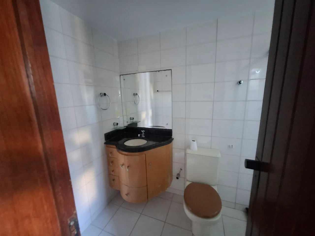 Apartamento com 3 quartos e varanda na sala, 131 m²