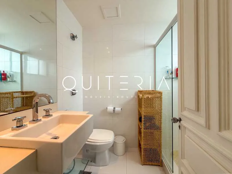 Apartment with 4 bedrooms and 5 bathrooms plus 2 parking spaces — photo 20