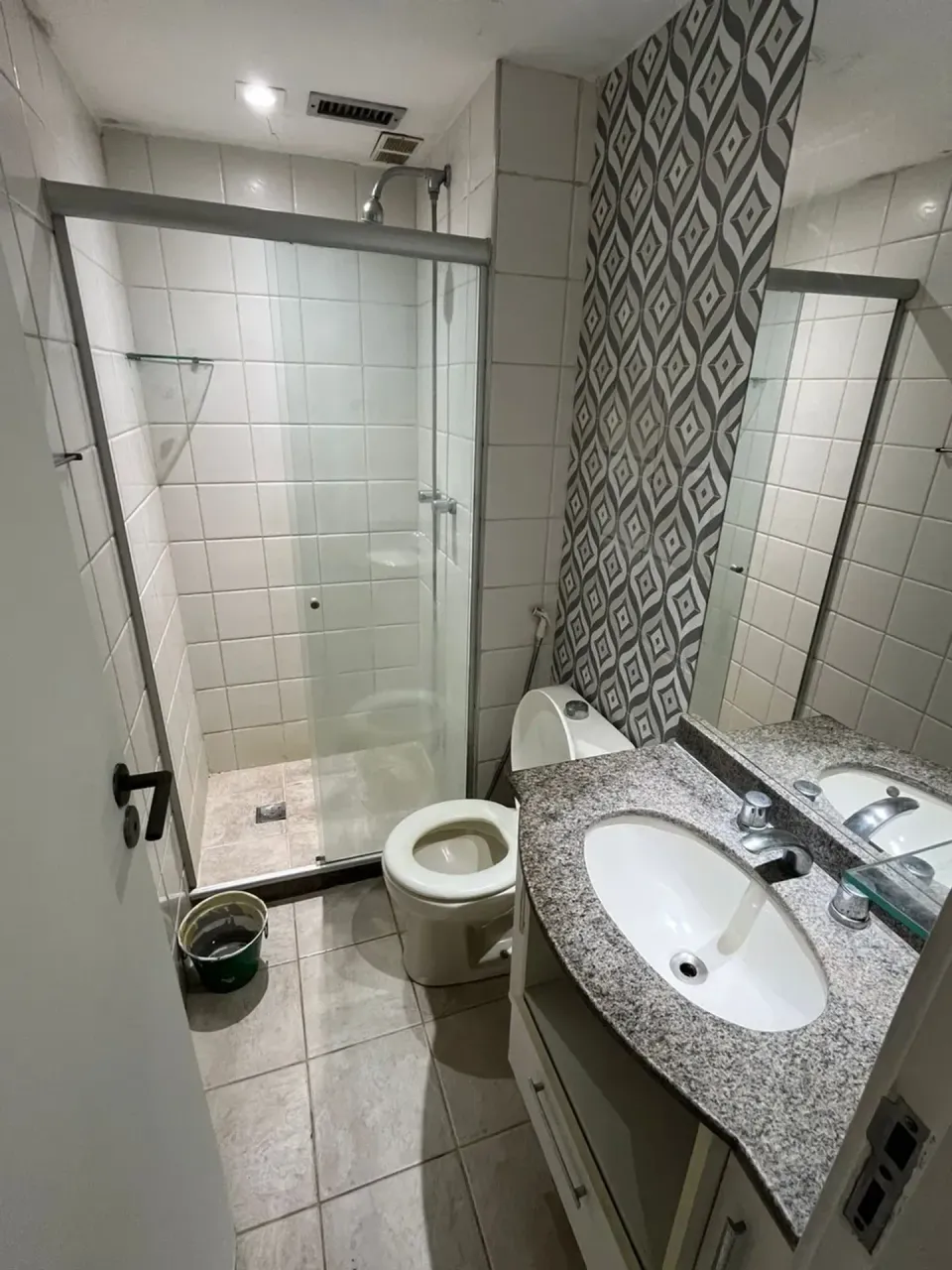Unfurnished 66 m² apartment with 3 bedrooms — photo 5
