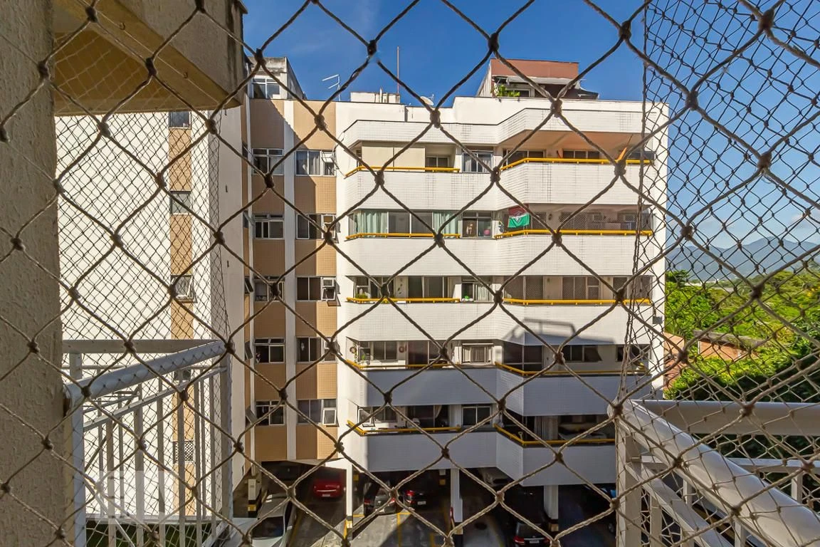 2-bedroom apartment with 1 suite and private balcony BBQ — photo 17