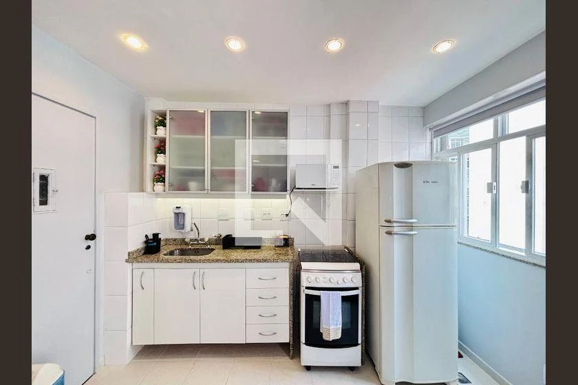 Home office in a one-bedroom apartment, 39 m² — photo 2