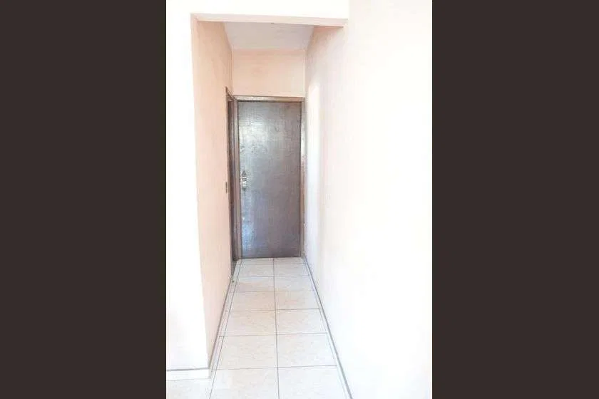2-bedroom apartment with a closed kitchen and gas stove — photo 21