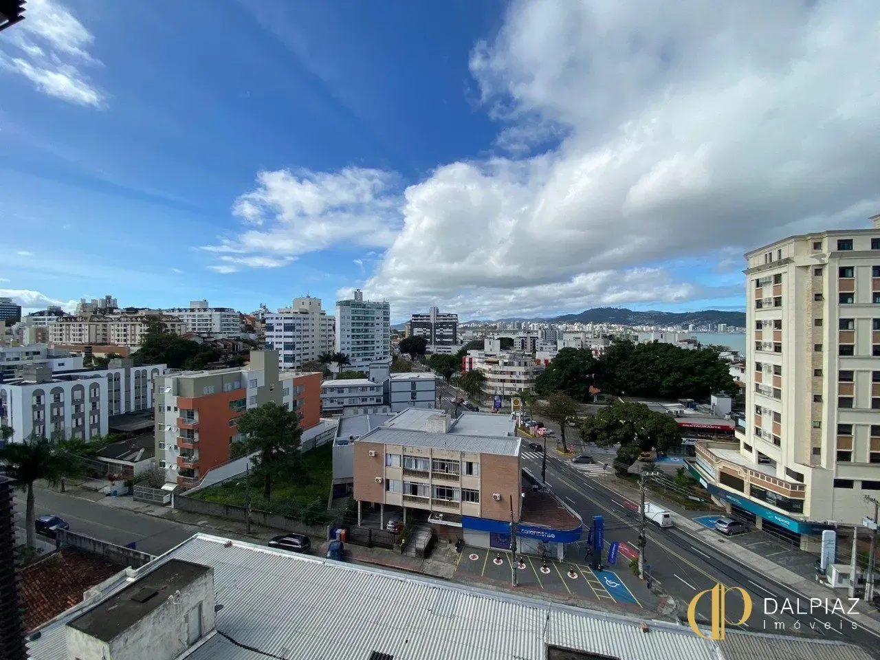 Furnished 46 m² studio with balcony and built-in grill — photo 23