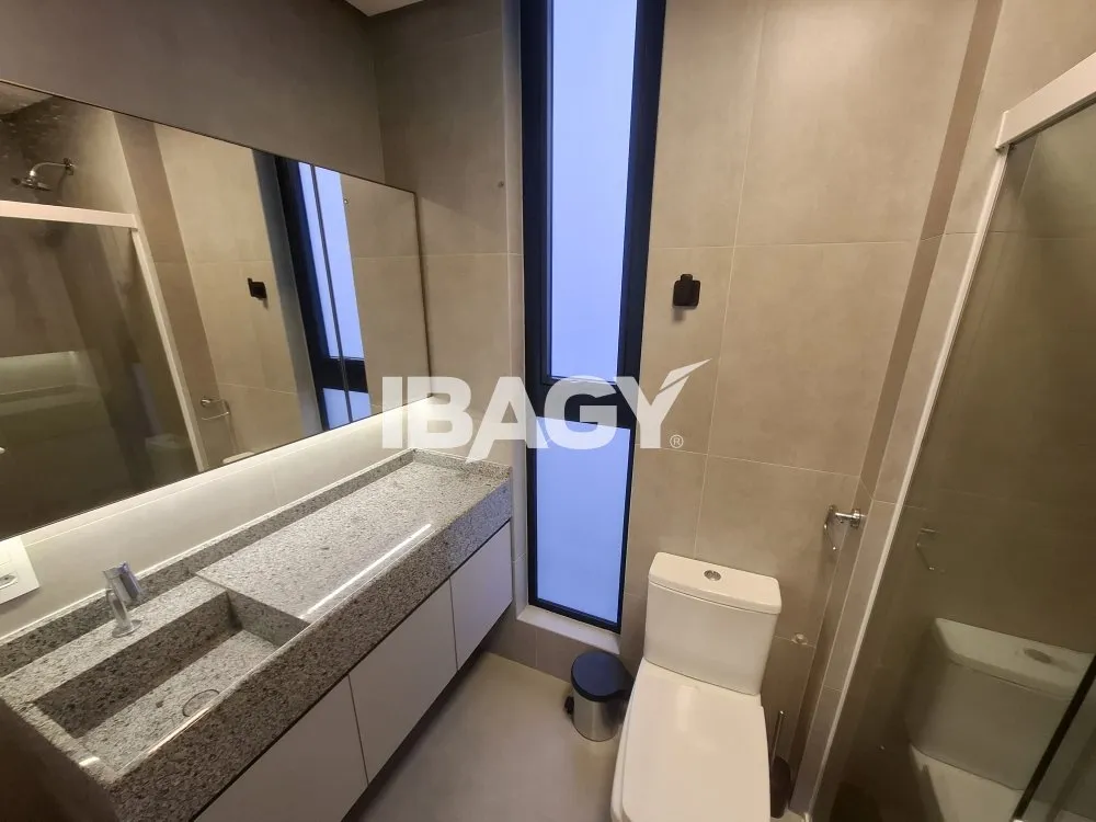 Furnished studio with a glass-enclosed balcony — photo 92