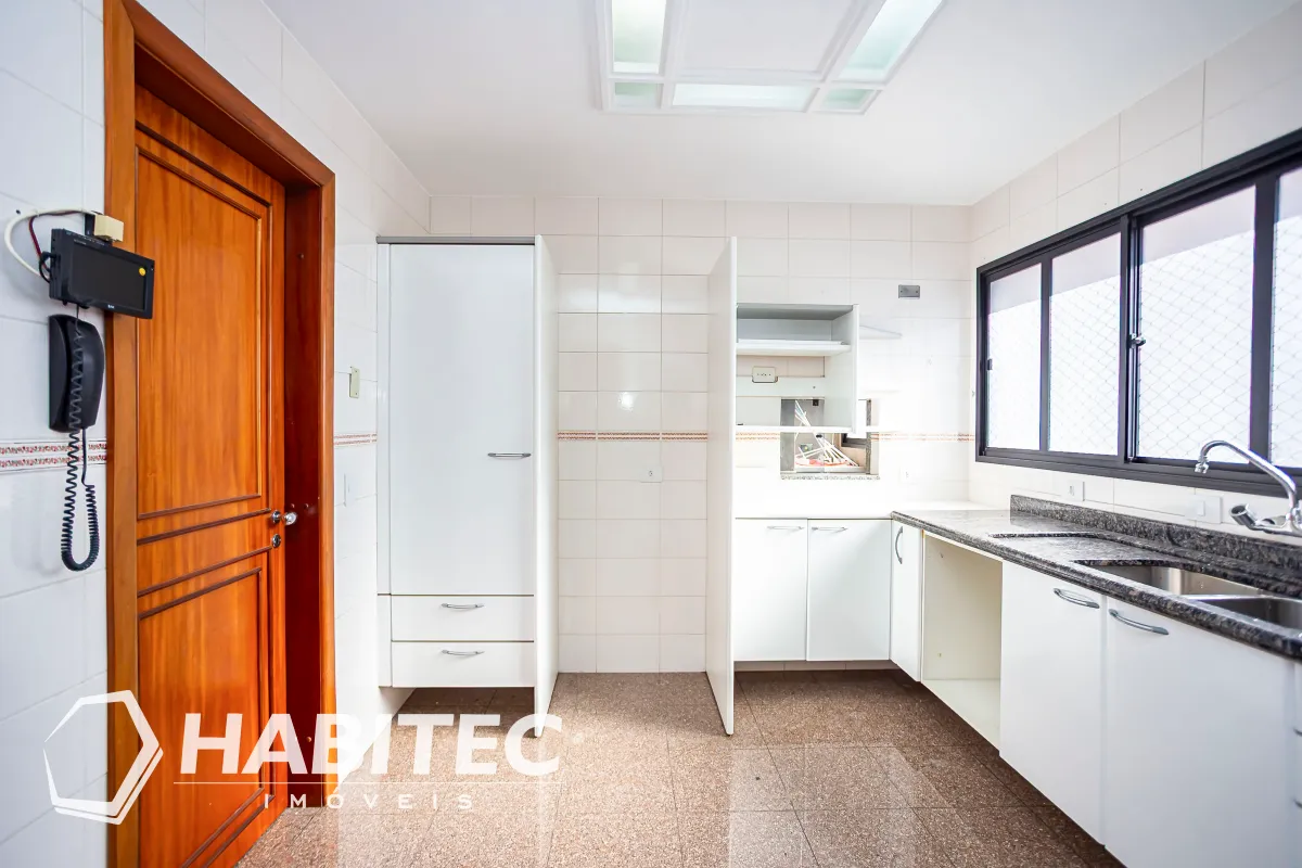 Apartamento com 4 dormitórios e 5 banheiros, varandas — photo 19