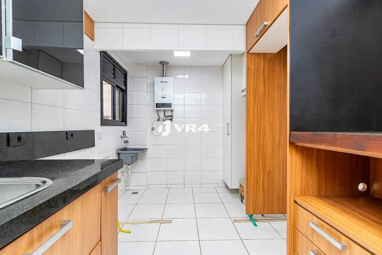 2-bedroom apartment with 1 en-suite and 106 m² — photo 10