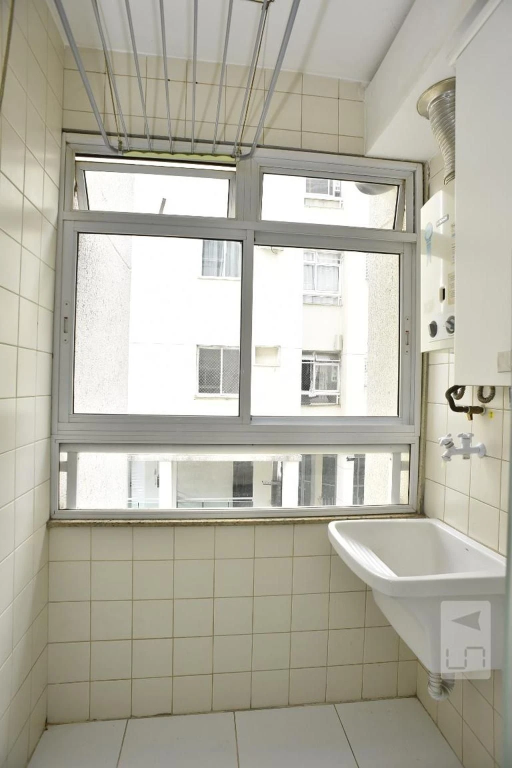 2-bedroom apartment in a building with a pool — photo 23