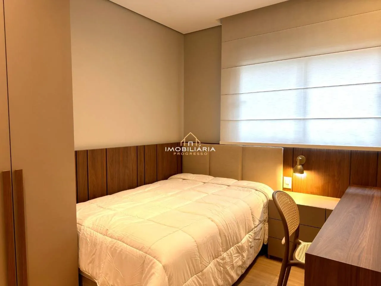 Floor-to-ceiling windows in a 3-bedroom apartment, 138 m² — photo 70