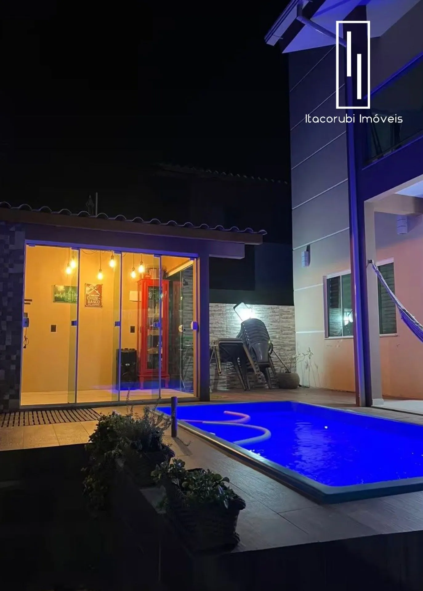 Furnished 2-bedroom house with an en-suite and pool — photo 25