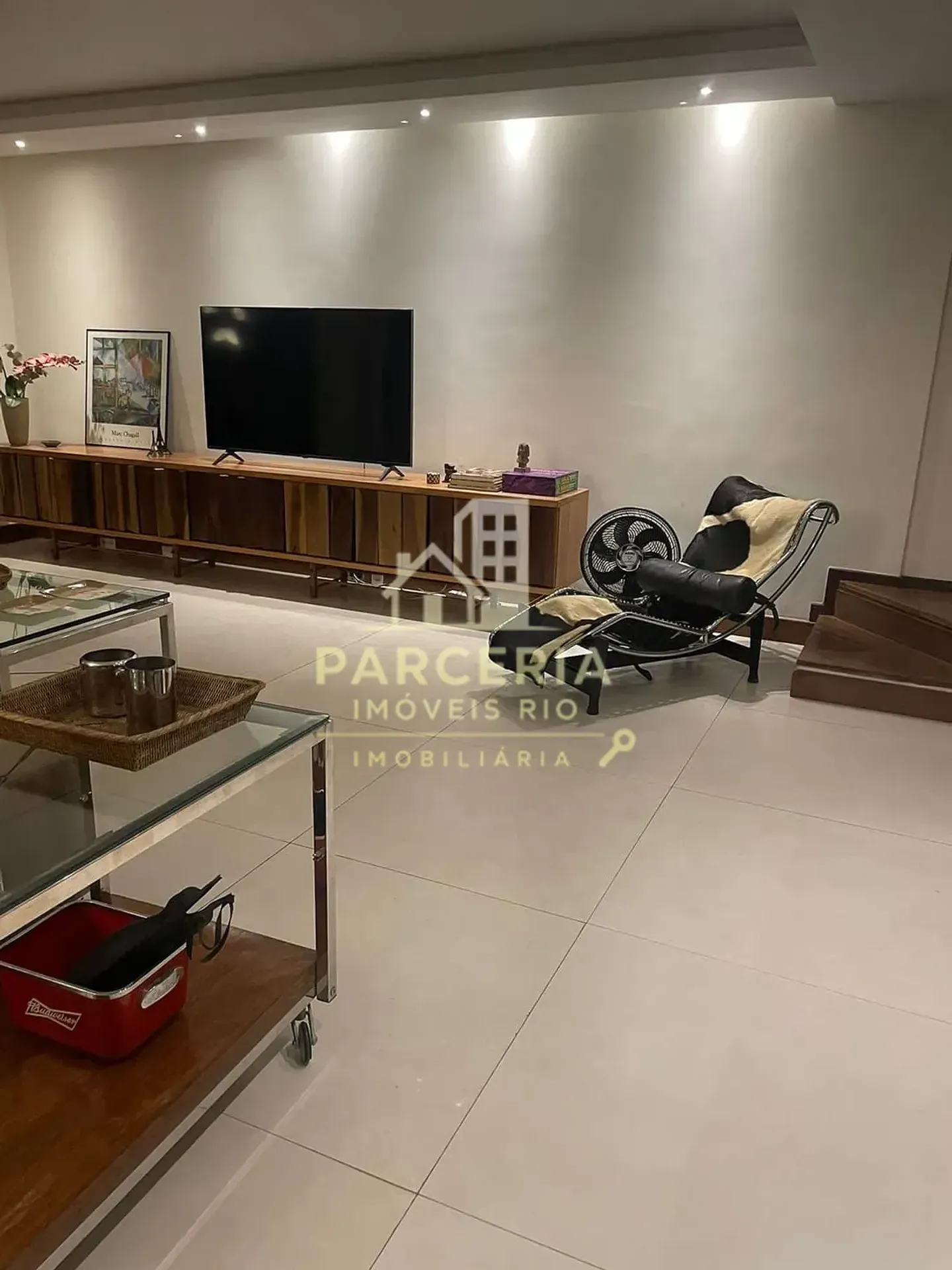 Casa mobiliada com 5 quartos e área de piscina compartilhada — photo 12