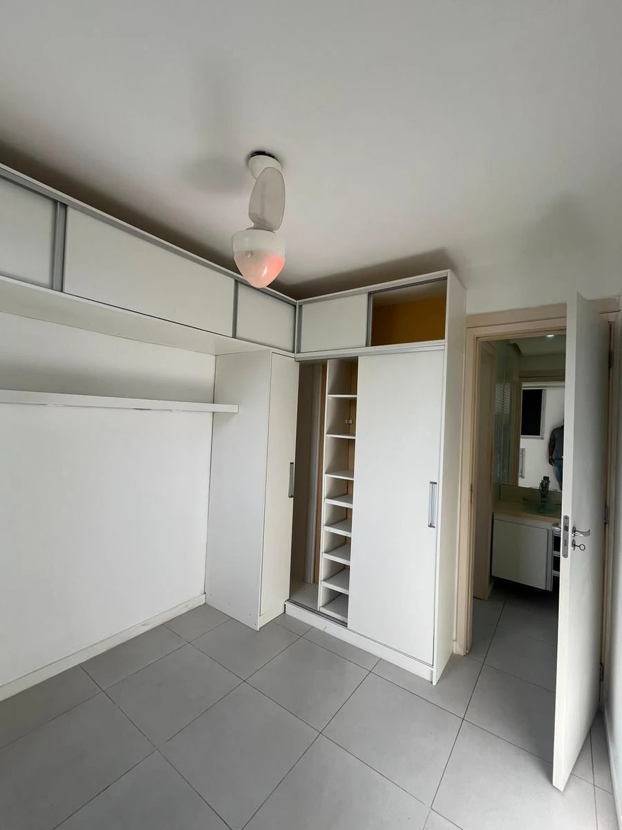 2-bedroom apartment with a mountain view in Rio de Janeiro — photo 5