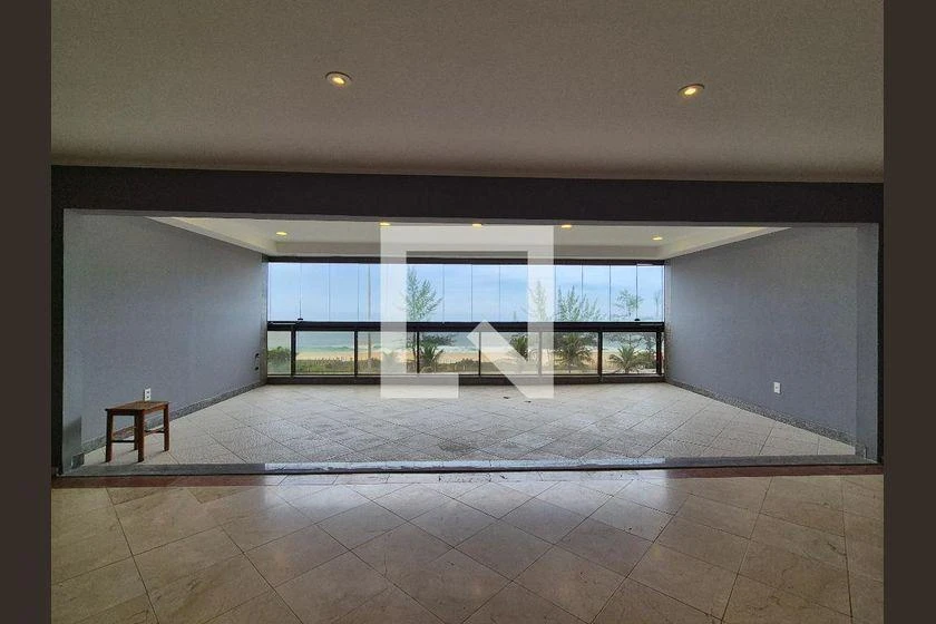 Rental apartment with 3 bedrooms and 208 m² — photo 16