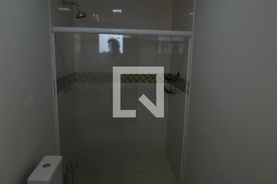 Casa de 5 quartos com 3 suítes e varanda fechada — photo 40