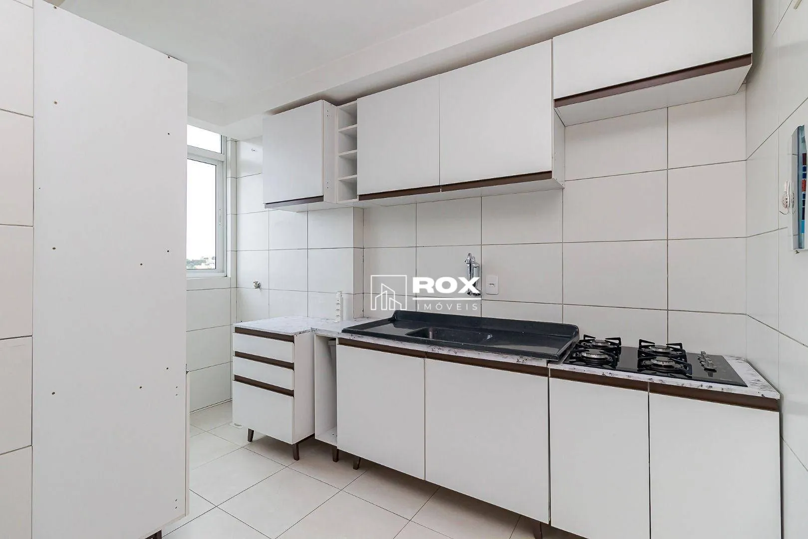 99 m² apartment with 2 bedrooms and 1 parking spot — photo 21