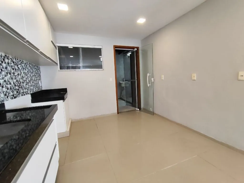 House with 5 bedrooms, 5 bathrooms, 400 m² — photo 36
