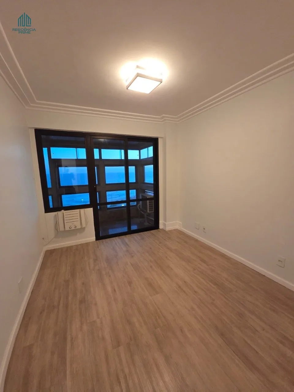 Apartamento com 4 suítes e varanda, 5 banheiros — photo 6
