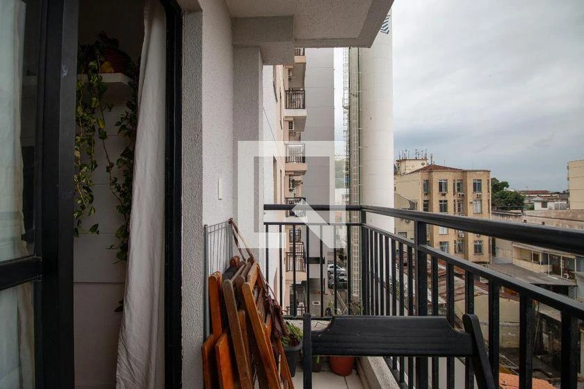 Furnished 52 m² apartment with 2 bedrooms and balcony — photo 23