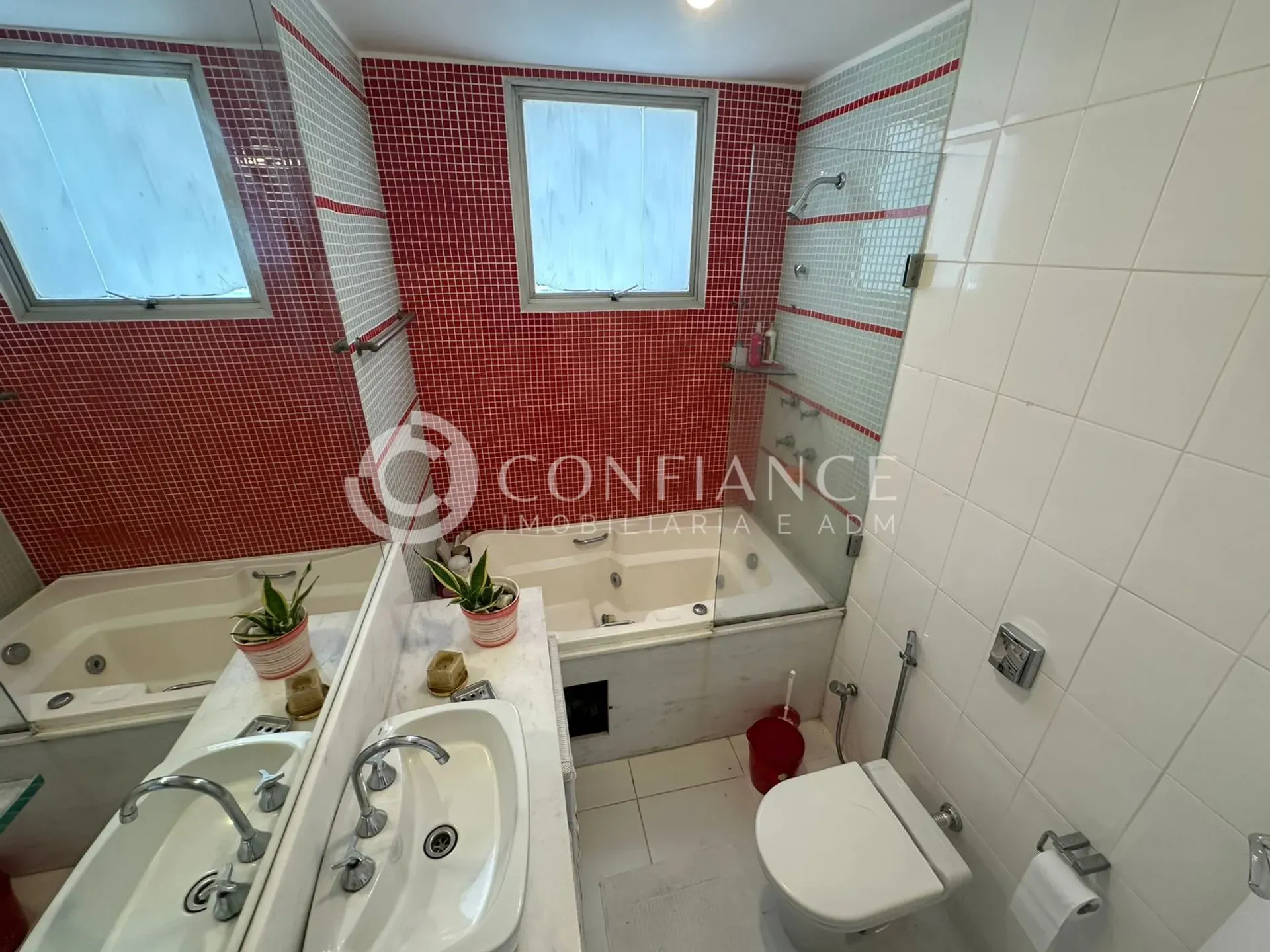 Furnished apartment with a real desk and 3 bedrooms — photo 34