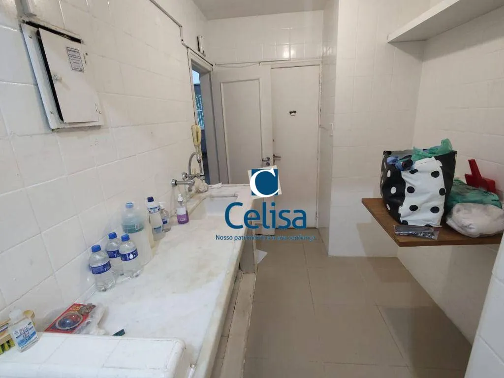 Apartamento com 2 dormitórios e área de lavanderia (74 m²) — photo 24