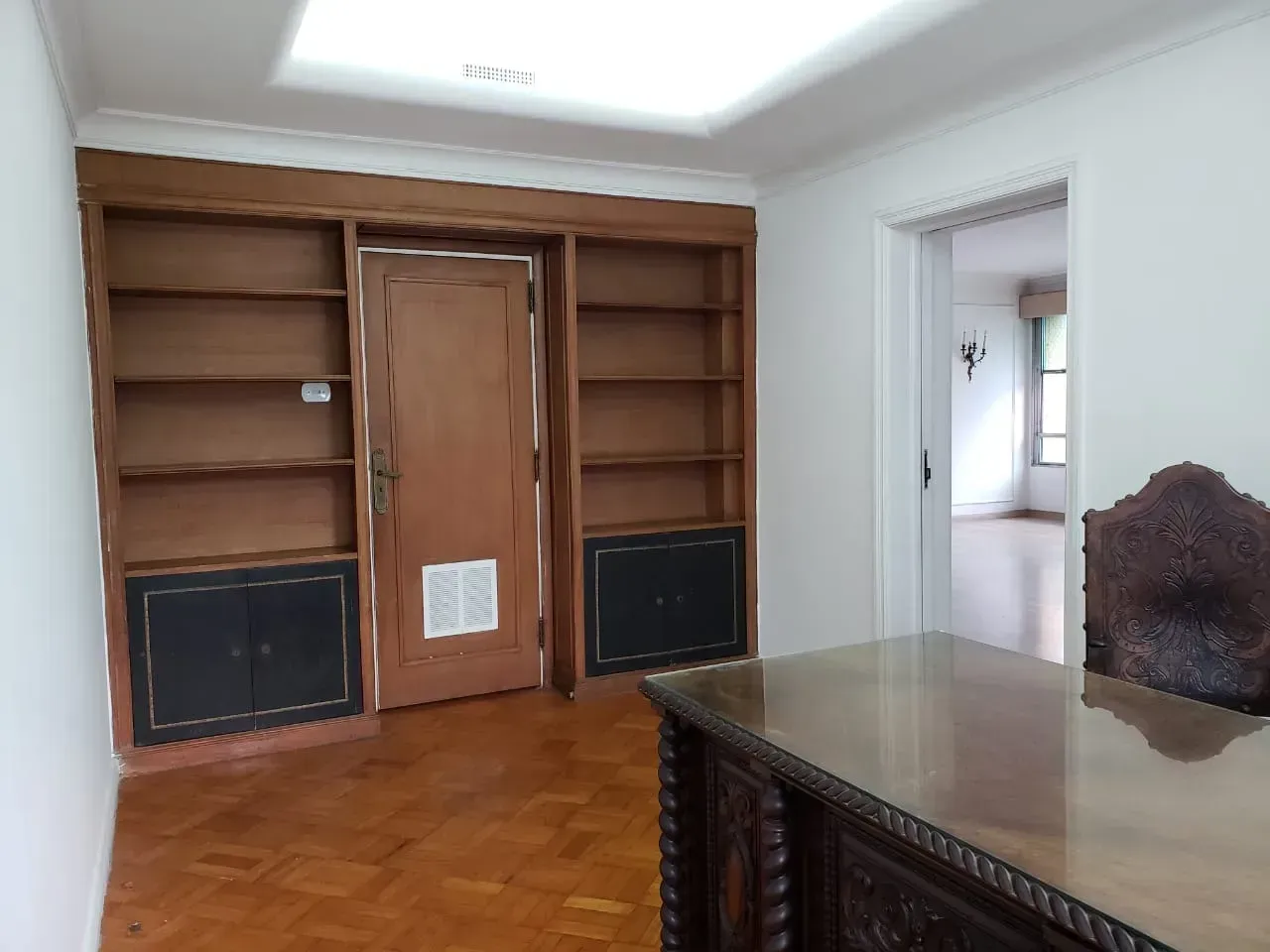 4-bedroom apartment with a separate gas kitchen — photo 2