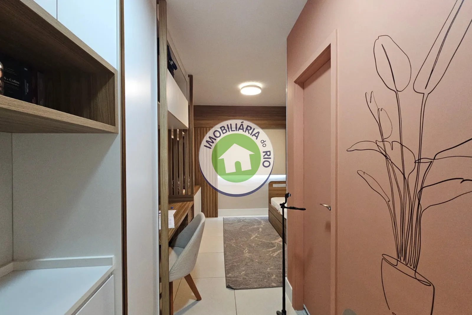 Furnished apartment with 4 bedrooms and 5 bathrooms — photo 35