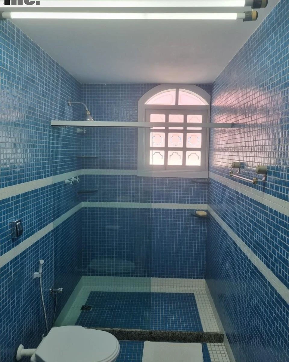 Меблированный дом с балконом и 4 спальнями с ванными — photo 14