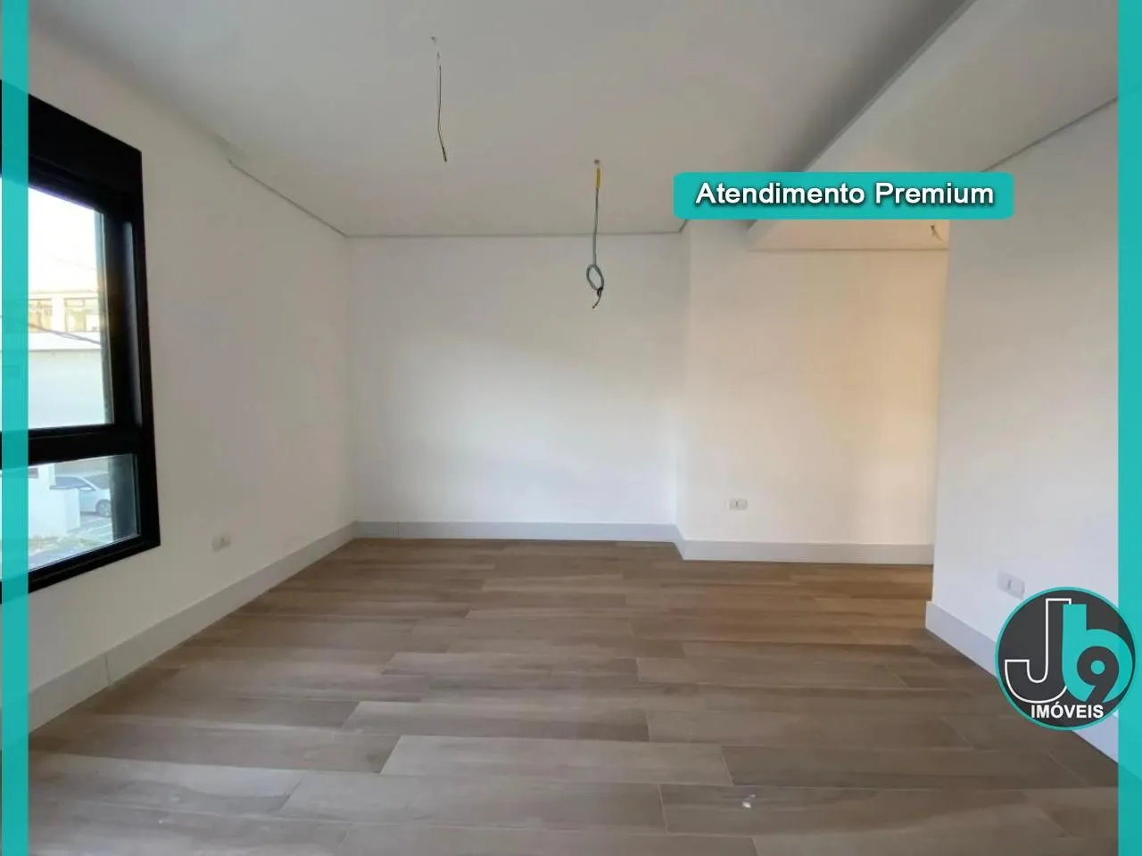 170 m² house with 3 en-suite bedrooms and tile floors — photo 13