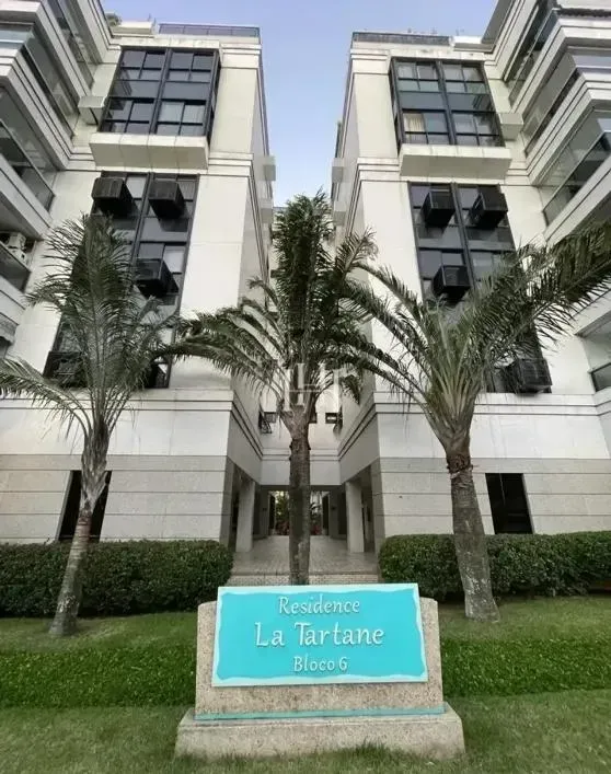Apartamento mobiliado com 3 quartos e 261 m² — photo 15