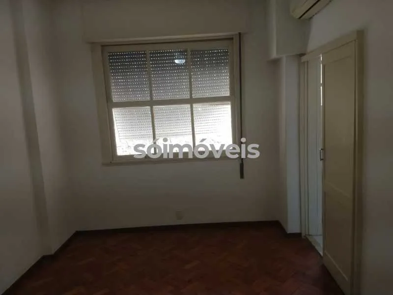 Apartamento no 2º andar com piso de madeira ou laminado — photo 4